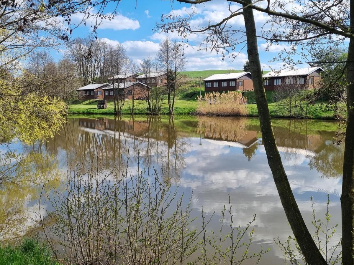 Bungalovy U Rybnika Olbramkostel Bagian luar foto